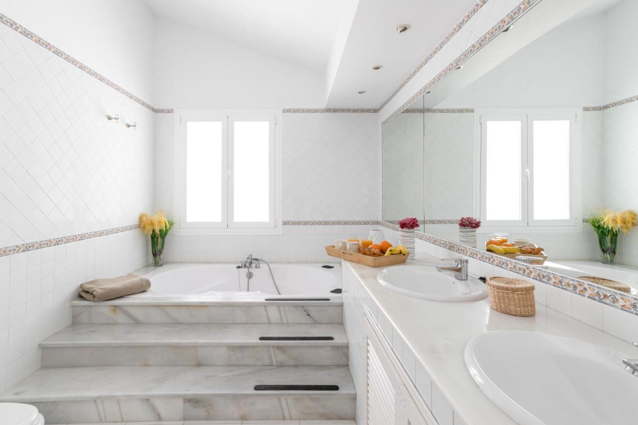 243-Fully Renovated-Puerto Banus Marbella Front Line Penthouse Apartment Екстериор снимка