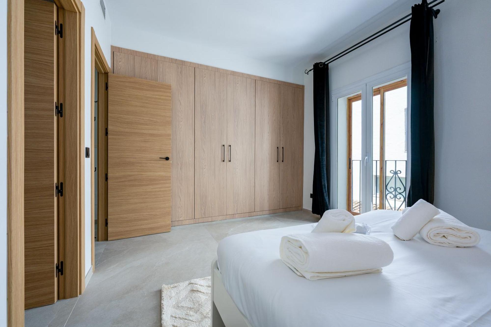 243-Fully Renovated-Puerto Banus Marbella Front Line Penthouse Apartment Екстериор снимка