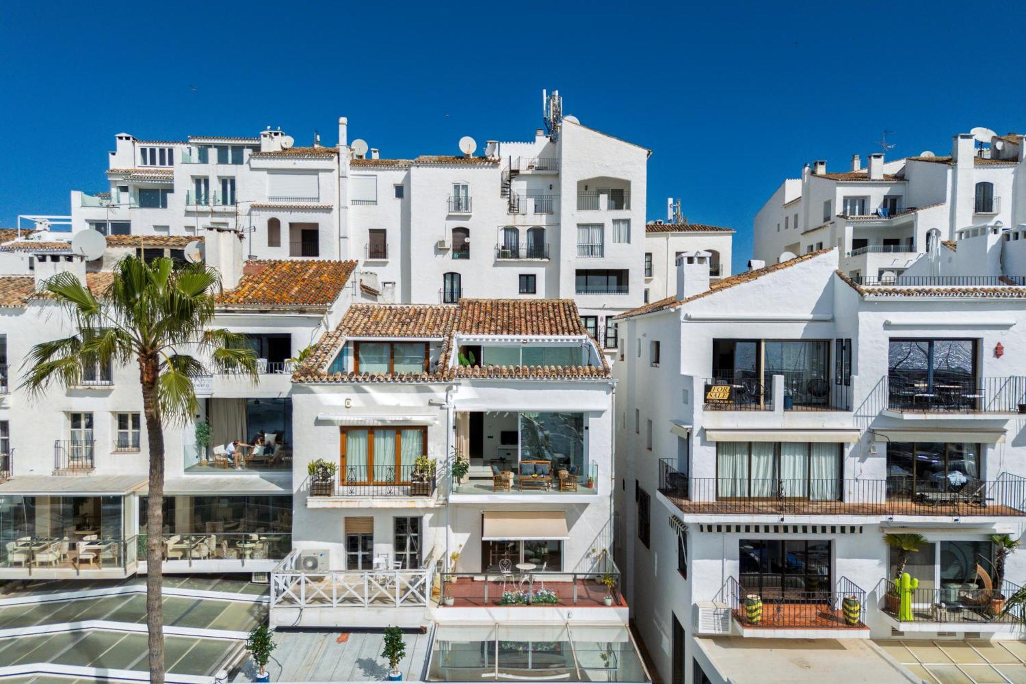 243-Fully Renovated-Puerto Banus Marbella Front Line Penthouse Apartment Екстериор снимка