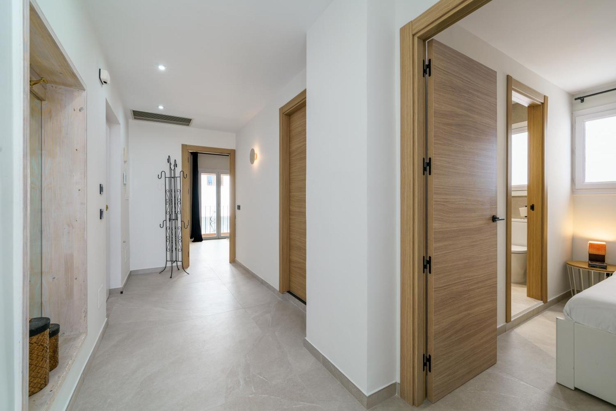 243-Fully Renovated-Puerto Banus Marbella Front Line Penthouse Apartment Екстериор снимка
